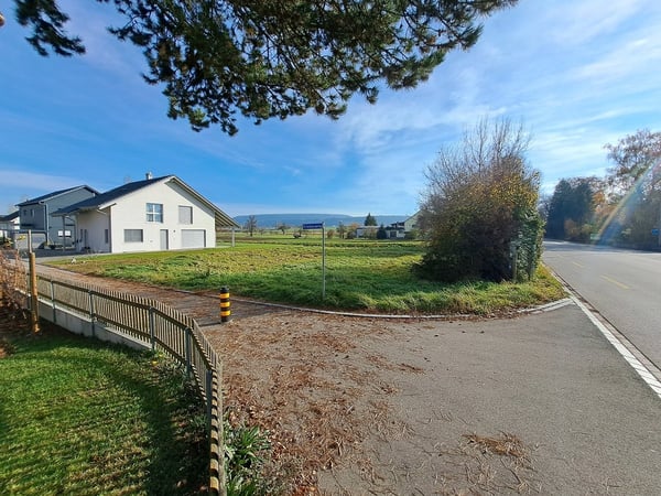 (Reserviert) Unverbaubare Aussichtslage für freistehendes EFH oder kleines MFH 3