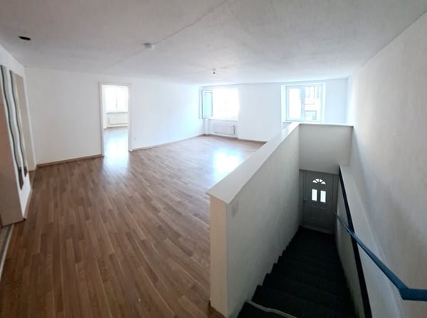 Lukratives Eck-Mehrfamilienhaus an zentraler Lage 5