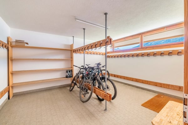 Stilvolles Alpen-Refugium – renoviertes Studio in Toplage St. Moritz 9