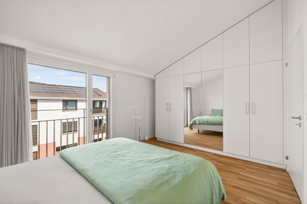 Neuwertige 4,5-Zimmer-Dachwohnung mit viel Stauraum 8