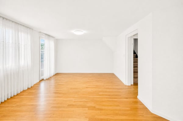 Vollvermietetes MFH mit 5 Wohnungen, 2 Einstellhallenplätzen, 5,5 % Rendite & Entwicklungspotenzial! 6