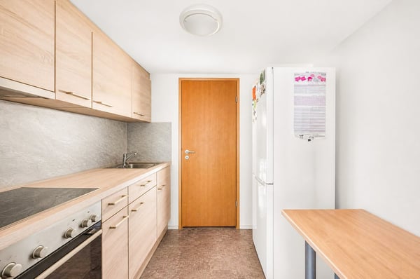 Vollvermietetes MFH mit 5 Wohnungen, 2 Einstellhallenplätzen, 5,5 % Rendite & Entwicklungspotenzial! 9