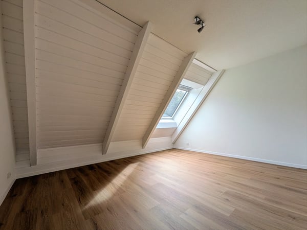 Helle 4,5-Zimmer-Wohnung mit viel Zusatz 8