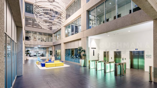 TEMPO - Surfaces high-tech dans bâtiment contemporain certifié BREEAM et MINERGIE 6