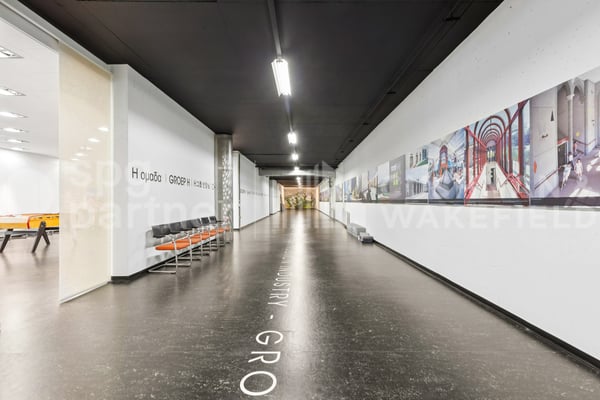 Surface artisanale et administrative au coeur de la ZODIM - Grand-Puits 42 9