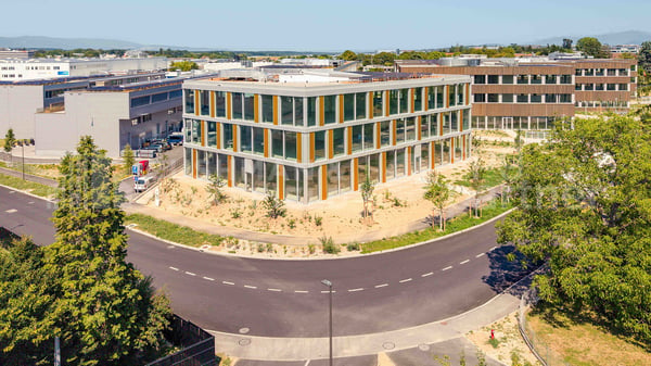Quarz'Executive - Bâtiment artisanal, industriel et bureaux - 3?500 m² à Vernier 4