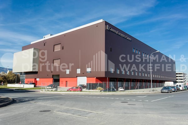 Grenet 21- Dépôts logistiques, ateliers artisanaux et bureaux modernes avec terrasse 7