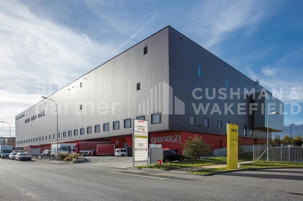 Grenet 21- Dépôts logistiques, ateliers artisanaux et bureaux modernes avec terrasse 4