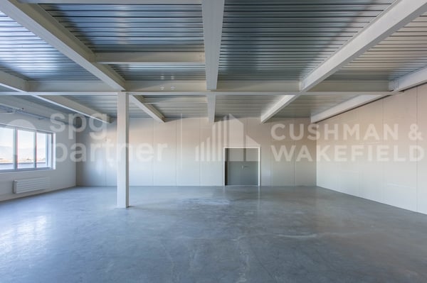 Grenet 21- Dépôts logistiques, ateliers artisanaux et bureaux modernes avec terrasse 11
