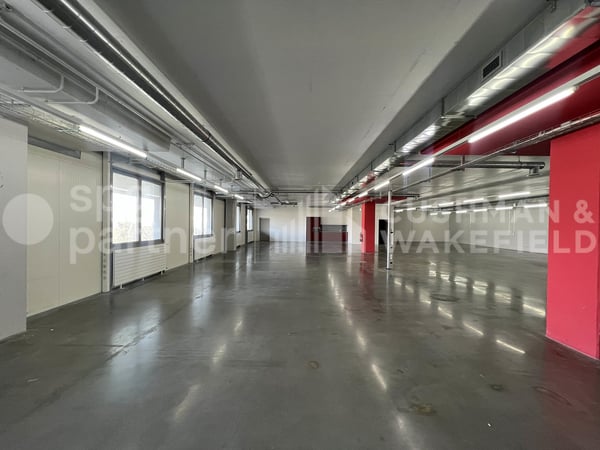 Grenet 21- Dépôts logistiques, ateliers artisanaux et bureaux modernes avec terrasse 13