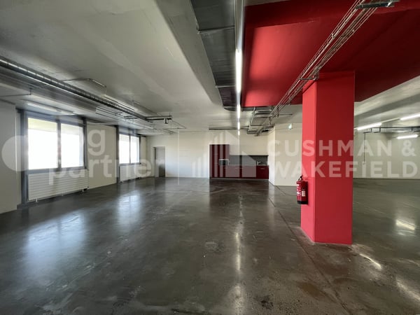 Grenet 21- Dépôts logistiques, ateliers artisanaux et bureaux modernes avec terrasse 13