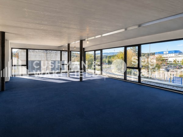 Bureaux, terrasses et rooftop en face du quartier Côté Gare - Mochettaz 7 4