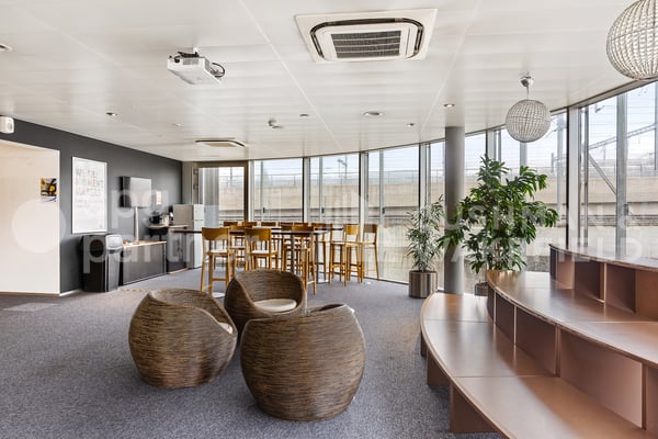 Espaces de travail flexibles Plug & Play 10