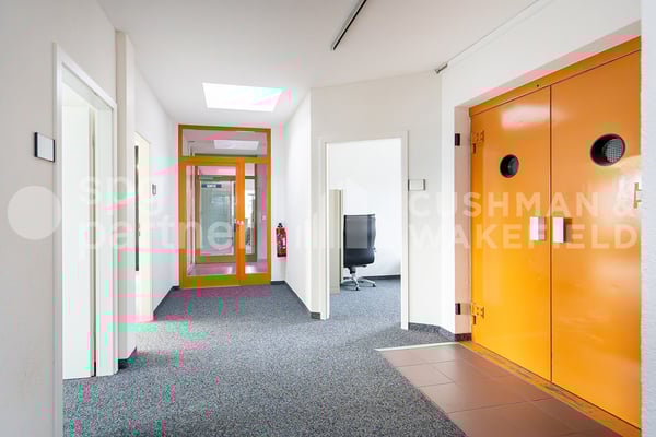 Surfaces administratives modernes Plug & Play 11