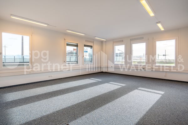 Surfaces administratives modernes Plug & Play 3