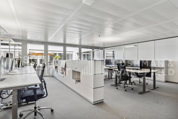 VIADUC 1 Bureaux modulables et entièrement équipés au centre de Malley-Gare 3