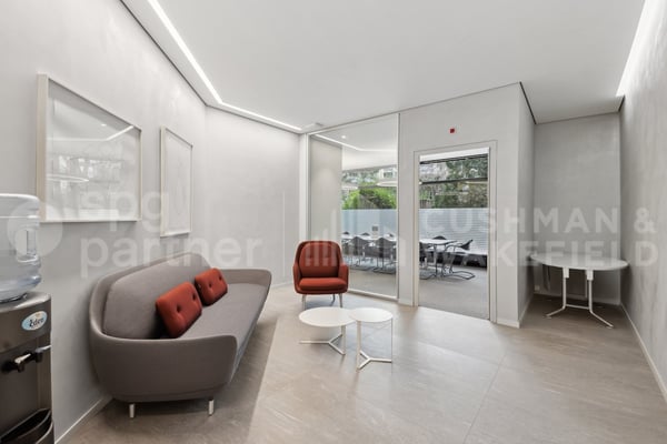 Bureaux Plug & Play fonctionnels, accessibles et immédiatement disponibles 5