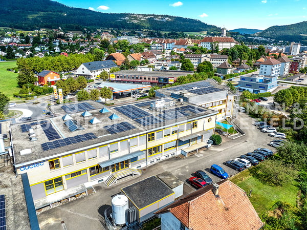 Espaces pour entreprises innovantes au centre du Jura 1