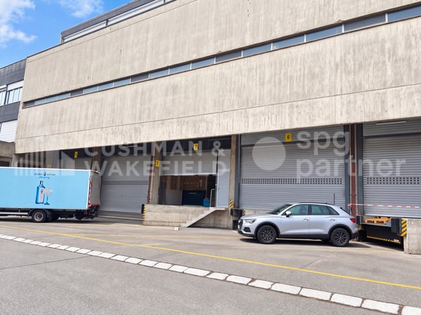 Jeunes 23 - Dépôt logistique au rez-de-chaussée de 1?000 m², La Praille 2