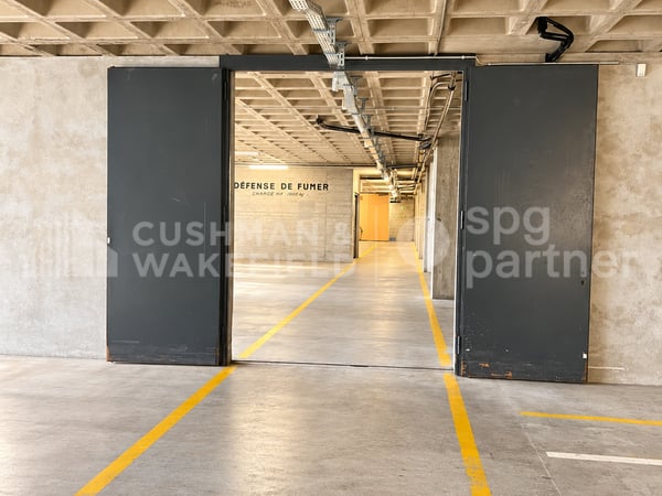 Jeunes 23 - Dépôt logistique au rez-de-chaussée de 1?000 m², La Praille 6