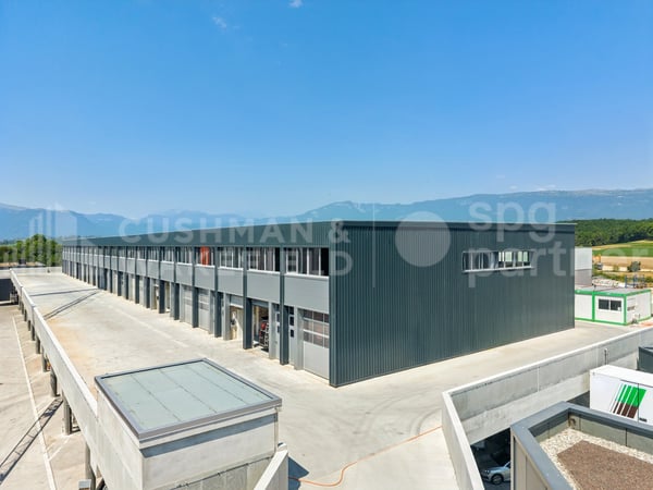 Box artisanaux neufs en duplex dès 108 m² - SATIGNY (Bois-de-Bay) 8
