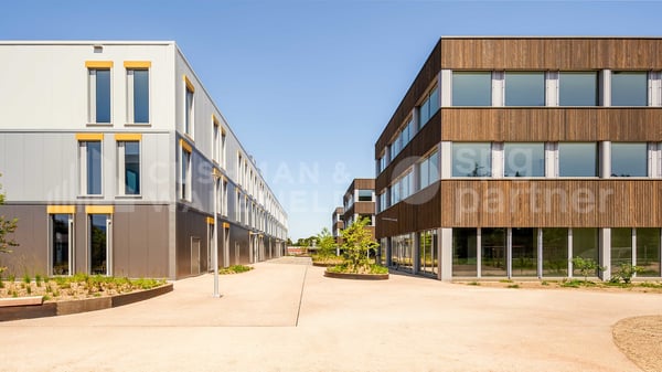 Quarz'Innov - Bâtiment industriel, technologique et artisanal à louer - 10'600 m² divisibles 5