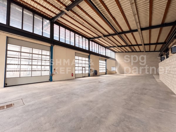 Grande surface industrielle de 2'390 m² | Rare à Genève | Disponible immédiatement 6