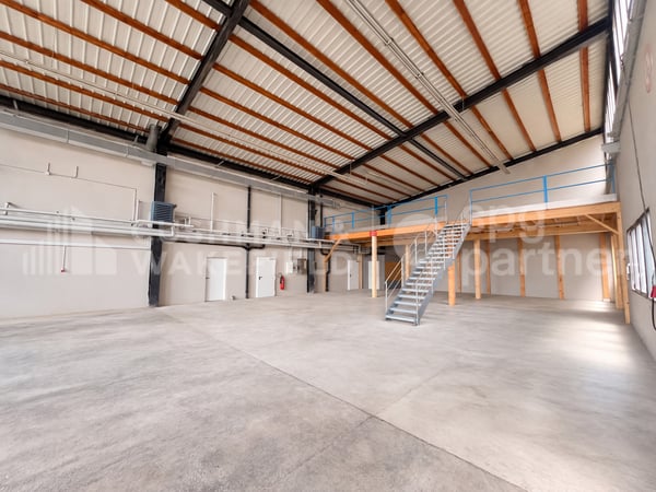Grande surface industrielle de 2'390 m² | Rare à Genève | Disponible immédiatement 4