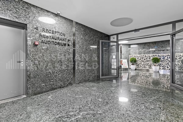 Bureaux haut standing de 288 m² avec vue lac au quartier des Nations - Nation Business Center 9
