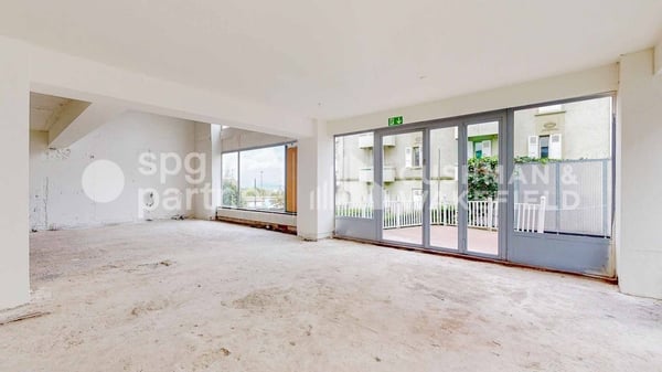Arcade commerciale lumineuse de 235 m² sur deux niveaux - Morges 163 11