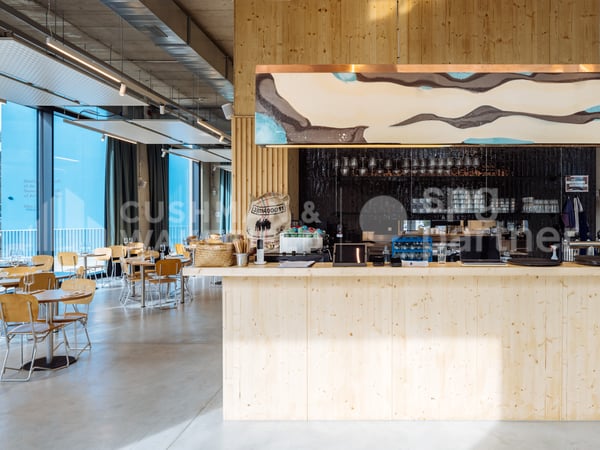 Restaurant de 336 m² avec deux terrasses et dépôt à Charmilles, Genève 10