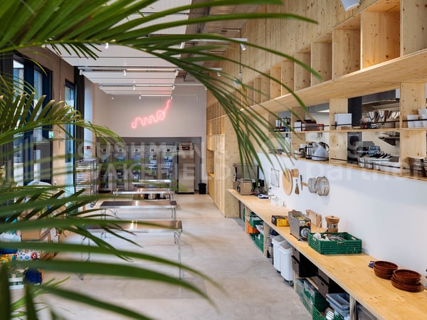 Restaurant de 336 m² avec deux terrasses et dépôt à Charmilles, Genève 9