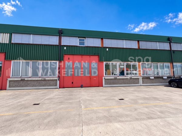 Atelier, showroom et bureaux - 940 m² | SATIGNY?ZIMEYSA 7