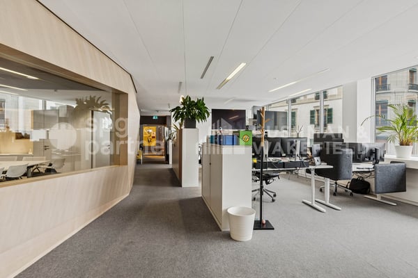 Surface administrative moderne et fonctionnelle - Rue Neuve 3 2