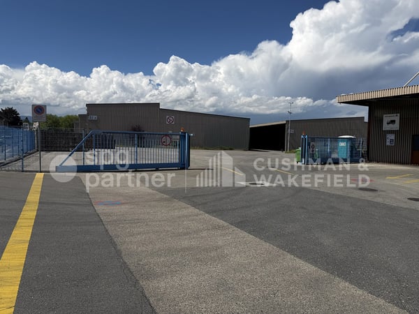 Des halles fonctionnelles et modulables au coeur de la Côte vaudoise - Verrerie 2A 6