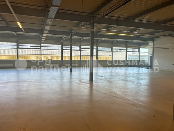 Ateliers et bureaux Plug & Play dans une zone stratégique - Champ Colin 4