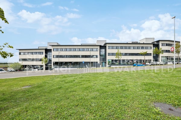 Aubonne Business Park, bureaux & arcade commerciale 3