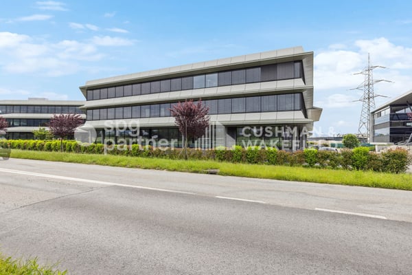 Bureaux Plug & Play dans un immeuble de standing à Terre Bonne Nyon - Crassier 3 5