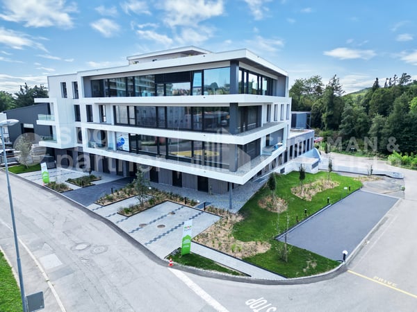 Bureaux, terrasses et rooftop en face du quartier Côté Gare - Mochettaz 7 2