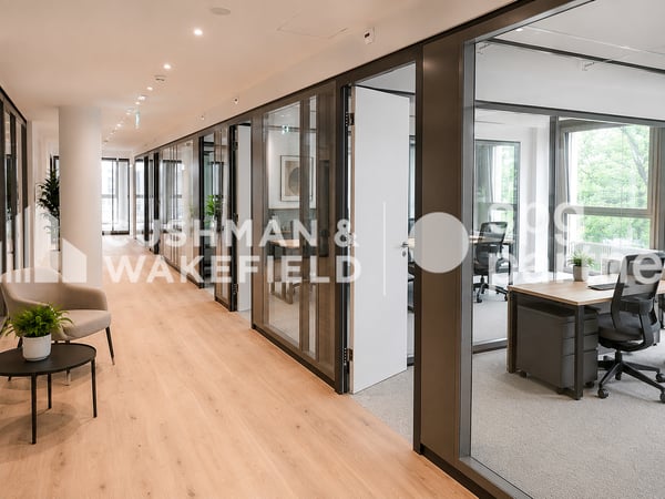 EQUINOXE Surfaces administratives sur mesure avec rooftop panoramique 9