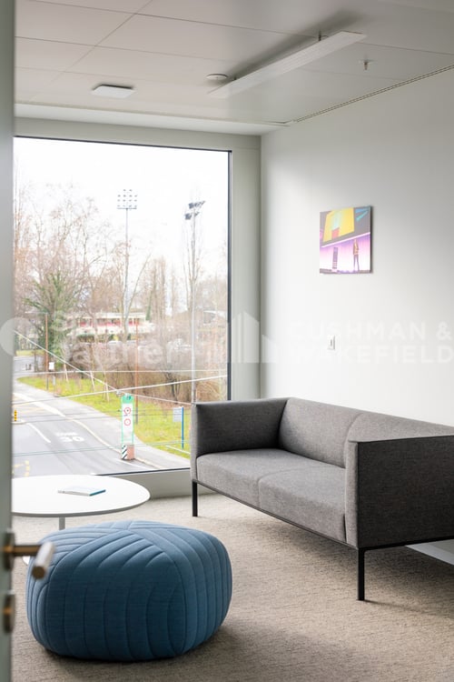 Bureau Plug&Play lumineux dans le quartier de Vidy - Rhodanie 58 5
