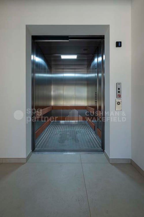 COCOON Bureaux à louer dans un immeuble neuf et de standing 10