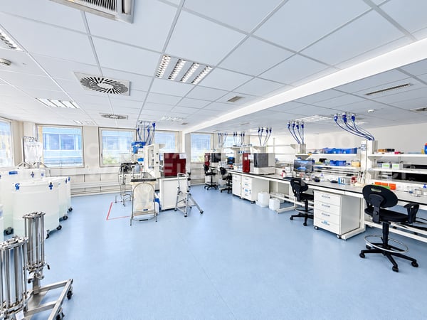 1 500 m² de laboratoires et bureaux à louer près de Genève - CTN 14 3