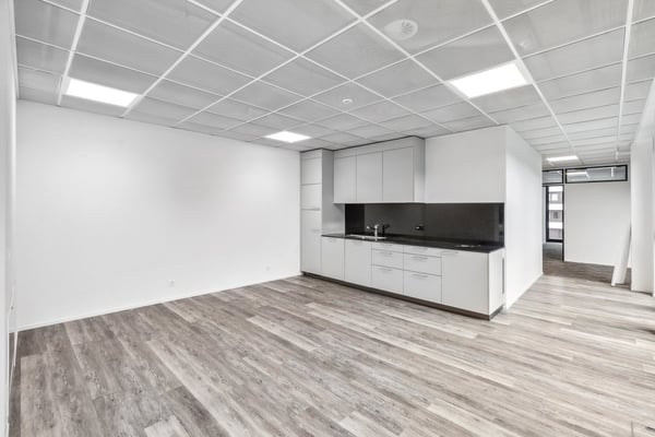 Ihre moderne Bürofläche in Gehdistanz zum Bahnhof Stettbach! 9