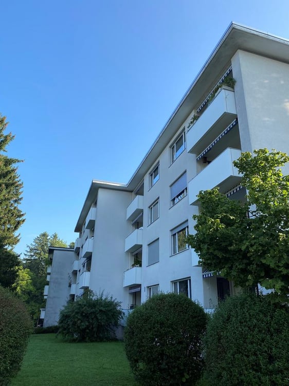 Grosszügige 1.5-Zimmerwohnung in Zürich-Witikon 1