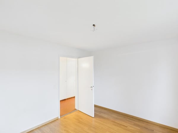 Charmante 2-Zimmer-Wohnung mit Balkon in Zürich-Witikon 7