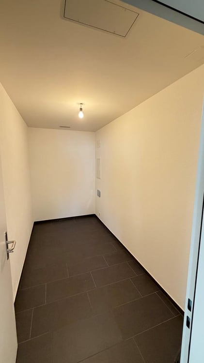 Moderne 2.5-Zimmerwohnung an direkter Seelage! 7