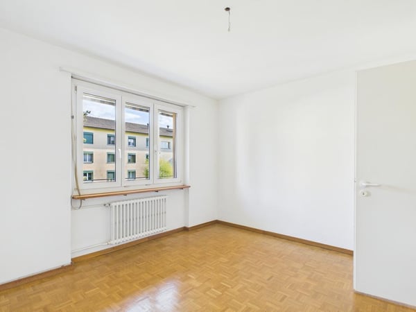 Charmante 2-Zimmer-Wohnung mit Balkon in Zürich-Witikon 3
