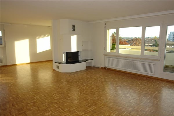 Attraktive 4.5-Zimmerwohnung im 4. Obergeschoss in Glattbrugg 3