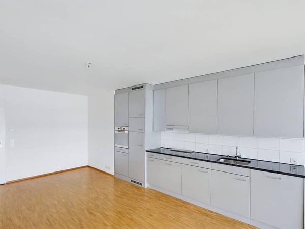 Charmante 3-Zimmer-Turmwohnung in Zürich Oerlikon 4